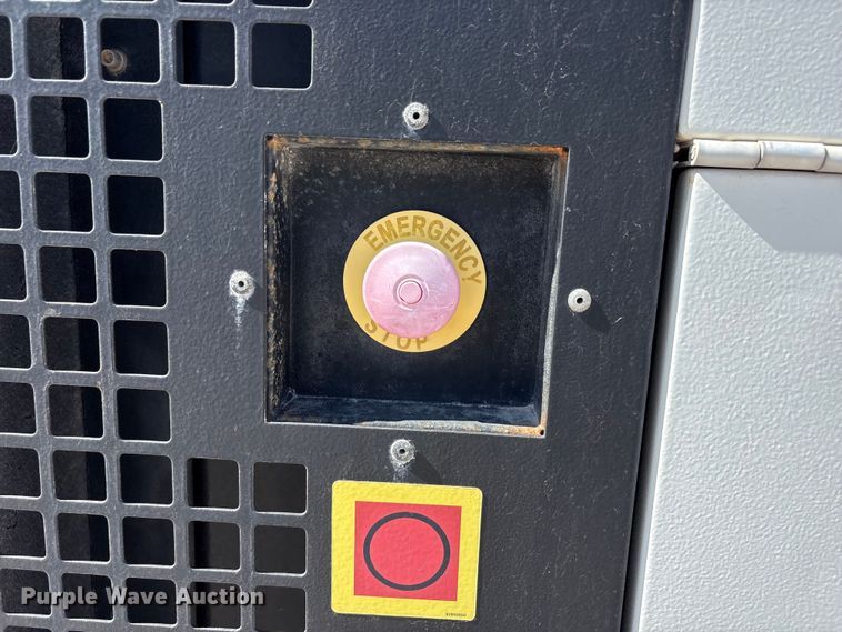image for item EF6431 (2) Doosan G70 generators