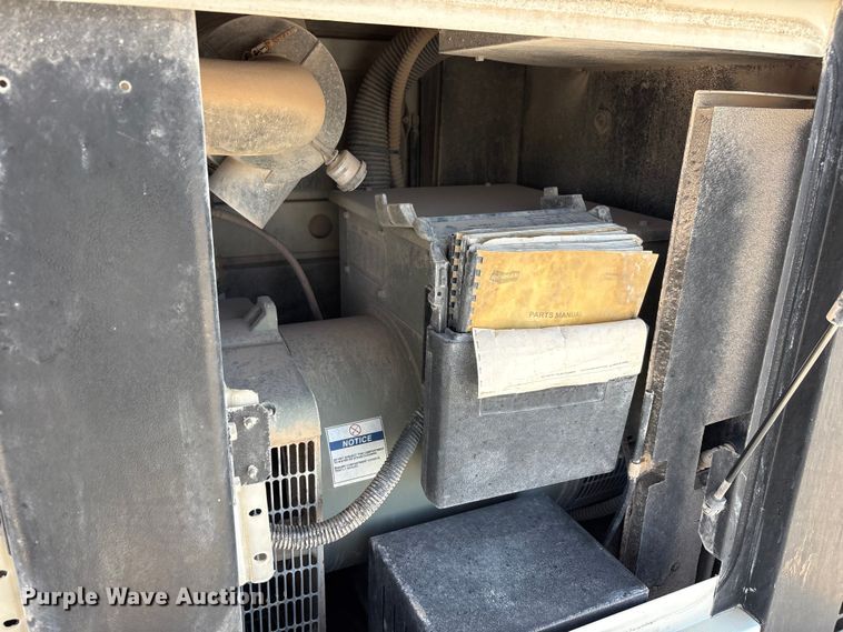 image for item EF6431 (2) Doosan G70 generators