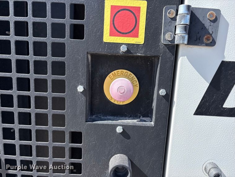 image for item EF6433 (2) Doosan G90 generators