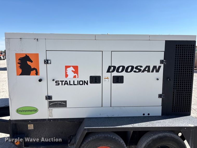 image for item EF6433 (2) Doosan G90 generators