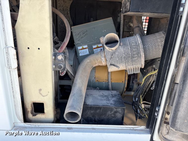 image for item EF6433 (2) Doosan G90 generators