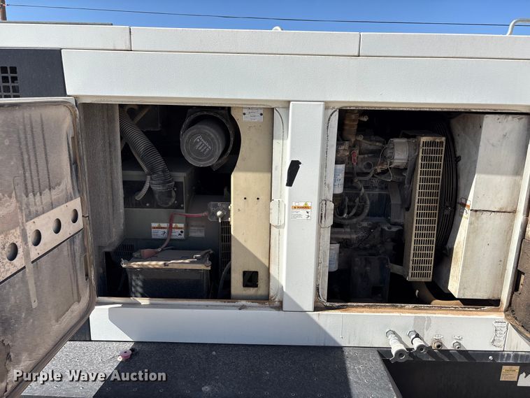 image for item EF6433 (2) Doosan G90 generators