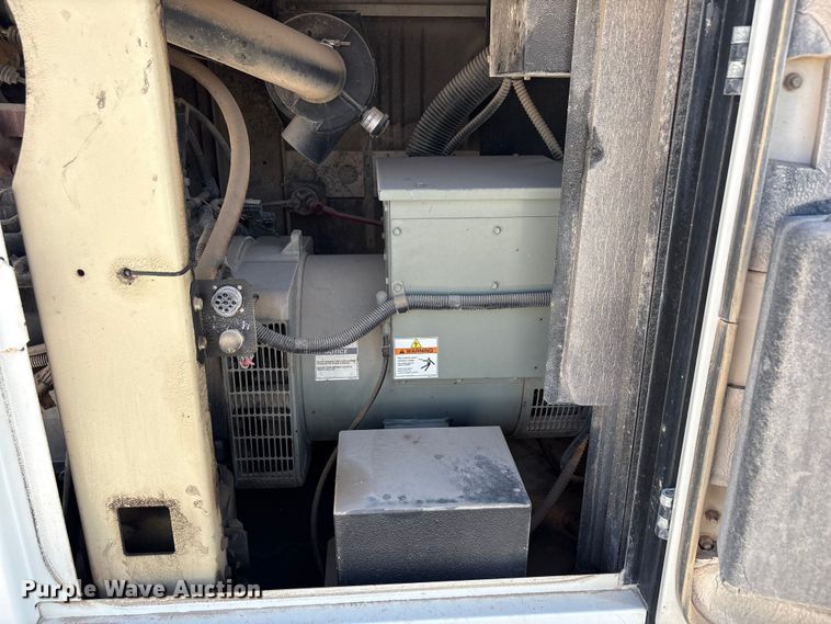 image for item EF6433 (2) Doosan G90 generators