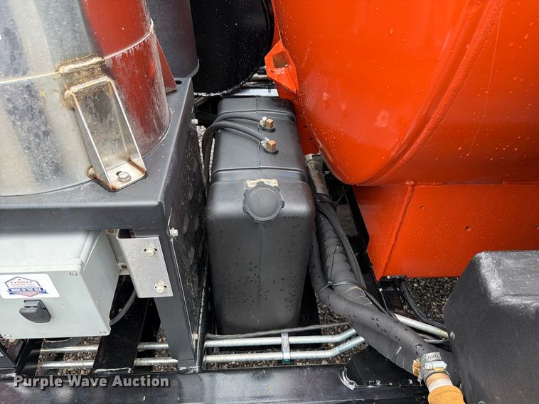 image for item EG9231 2024 Ditch Witch HX50 vacuum excavator