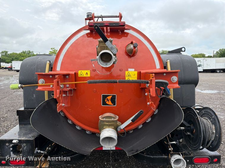 image for item EG9231 2024 Ditch Witch HX50 vacuum excavator