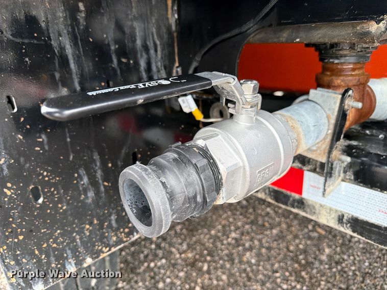 image for item EG9231 2024 Ditch Witch HX50 vacuum excavator