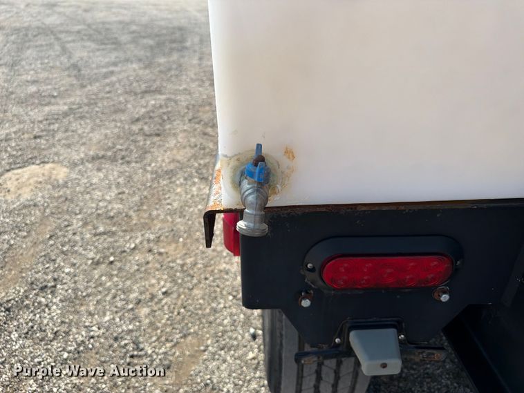 image for item EG9335 2010 Vermeer LP 555 DT vacuum trailer