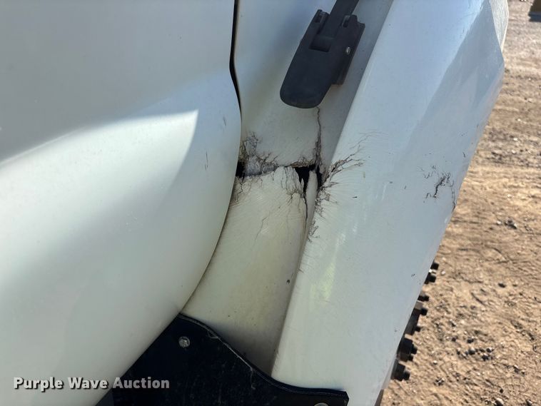 image for item EL2567 2006 Ford F750 crane truck