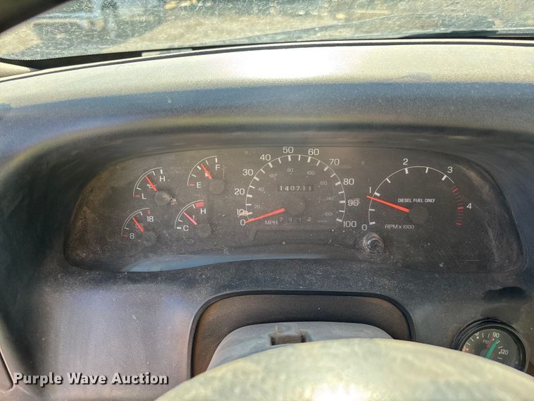 image for item EL2567 2006 Ford F750 crane truck