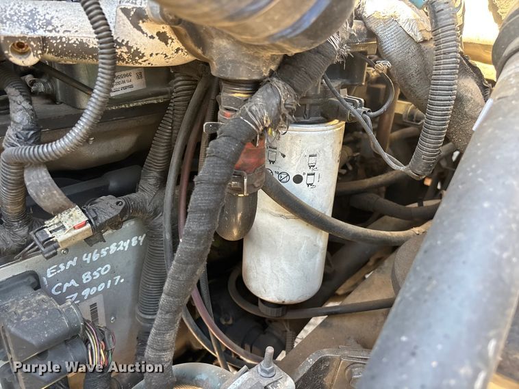 image for item EL2567 2006 Ford F750 crane truck