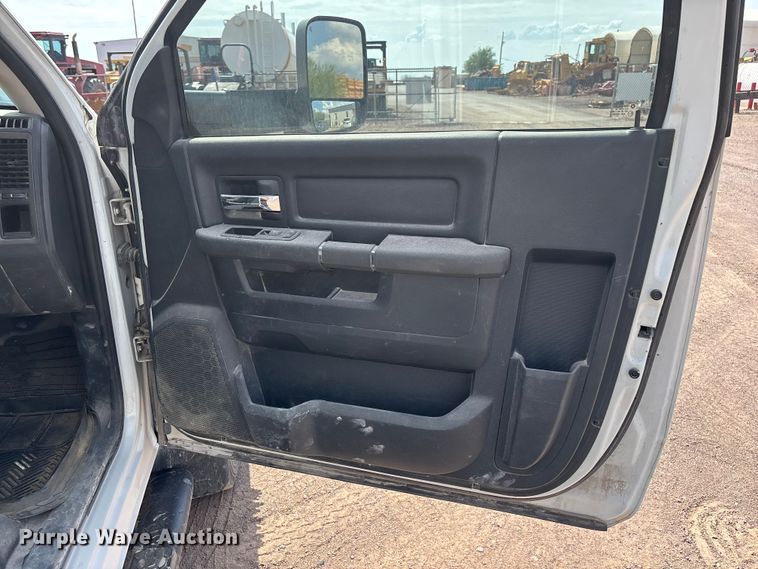 image for item EL2605 2012 Dodge Ram 5500 utility / service truck