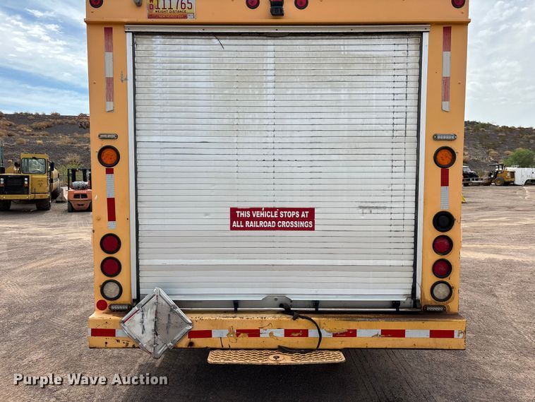 image for item EL2606 2007 Kenworth T300 fuel / lube truck