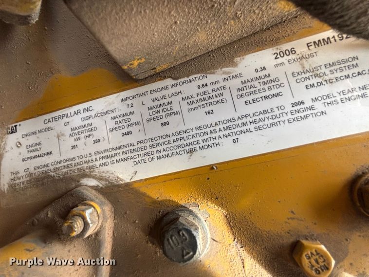 image for item EL2606 2007 Kenworth T300 fuel / lube truck