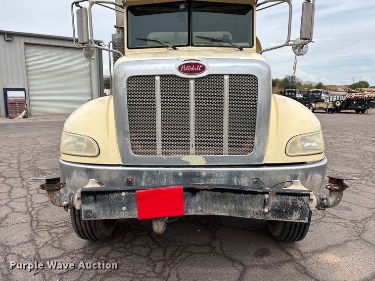 image for item EL2609 2007 Peterbilt 335 water truck