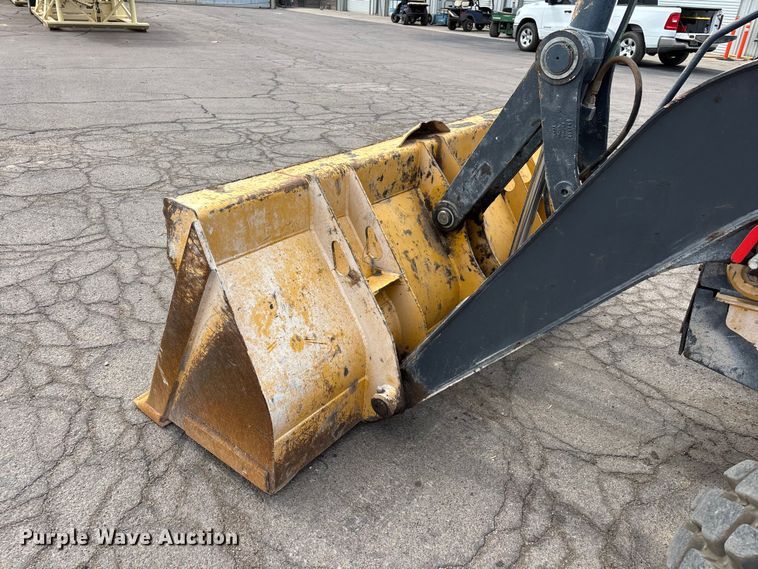 image for item EL2612 2016 John Deere 210LEP landscape tractor