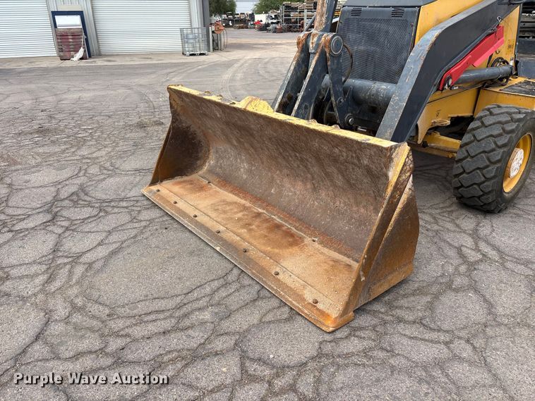 image for item EL2612 2016 John Deere 210LEP landscape tractor