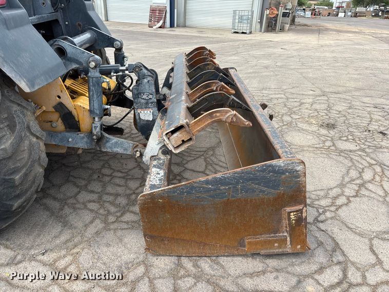 image for item EL2612 2016 John Deere 210LEP landscape tractor