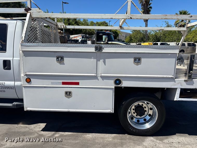 image for item EL2620 2015 Ford F550 Super Duty Crew Cab utility / service truck