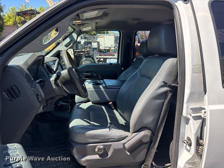 image for item EL2620 2015 Ford F550 Super Duty Crew Cab utility / service truck