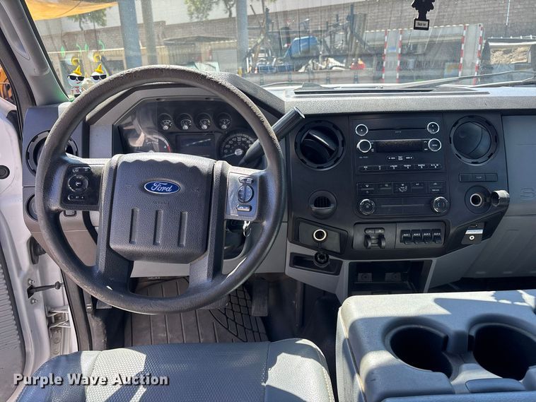 image for item EL2620 2015 Ford F550 Super Duty Crew Cab utility / service truck