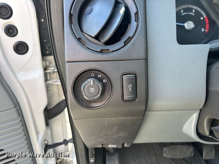 image for item EL2620 2015 Ford F550 Super Duty Crew Cab utility / service truck