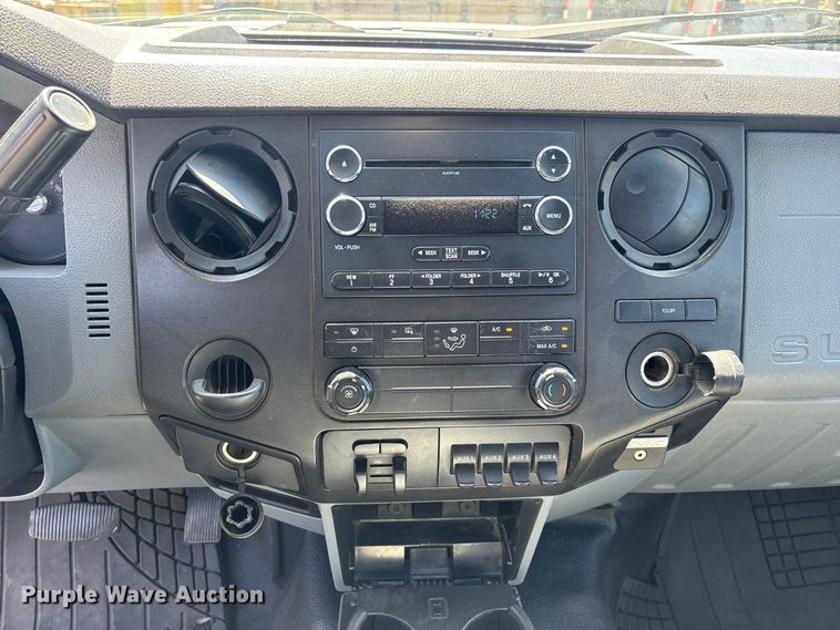 image for item EL2620 2015 Ford F550 Super Duty Crew Cab utility / service truck