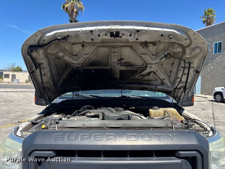 image for item EL2620 2015 Ford F550 Super Duty Crew Cab utility / service truck