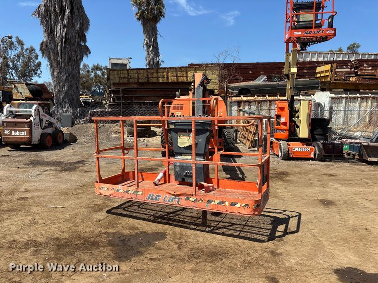 image for item EL2621 2021 JLG H800AJ boom lift