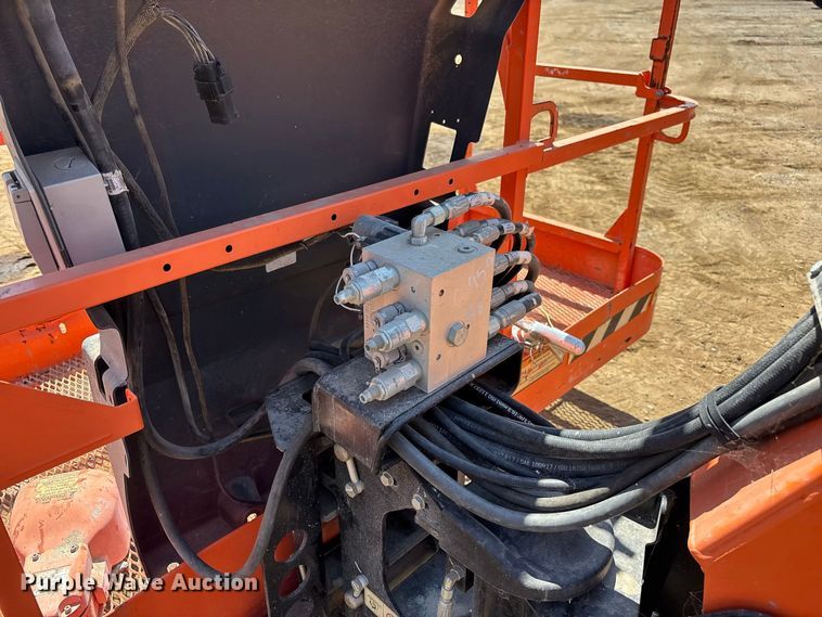 image for item EL2621 2021 JLG H800AJ boom lift