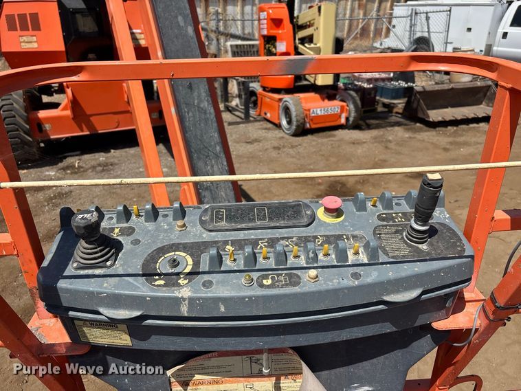 image for item EL2621 2021 JLG H800AJ boom lift