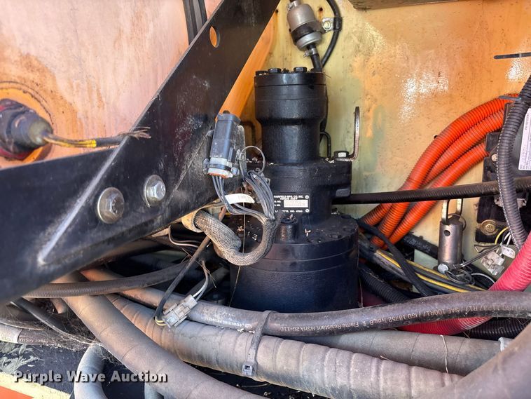 image for item EL2621 2021 JLG H800AJ boom lift