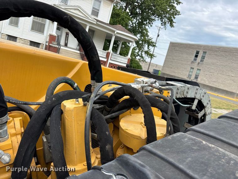 image for item EO4497 2016 Vermeer D24x40 Navigator S3 directional boring unit