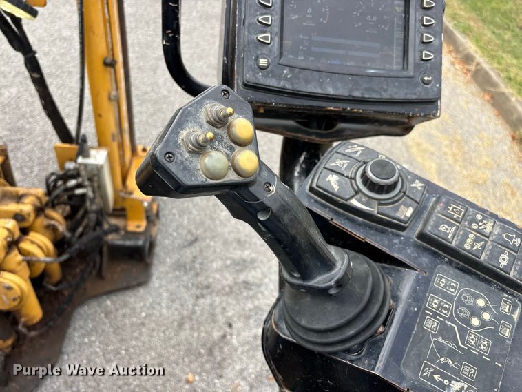 image for item EO4497 2016 Vermeer D24x40 Navigator S3 directional boring unit