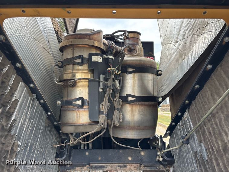 image for item EO4497 2016 Vermeer D24x40 Navigator S3 directional boring unit