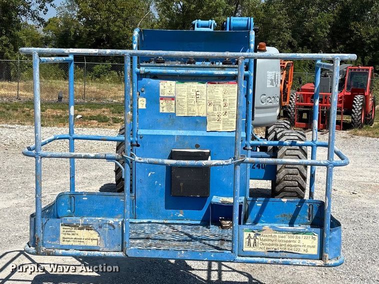 image for item EO4499 2011 Genie Z-45/25J boom lift