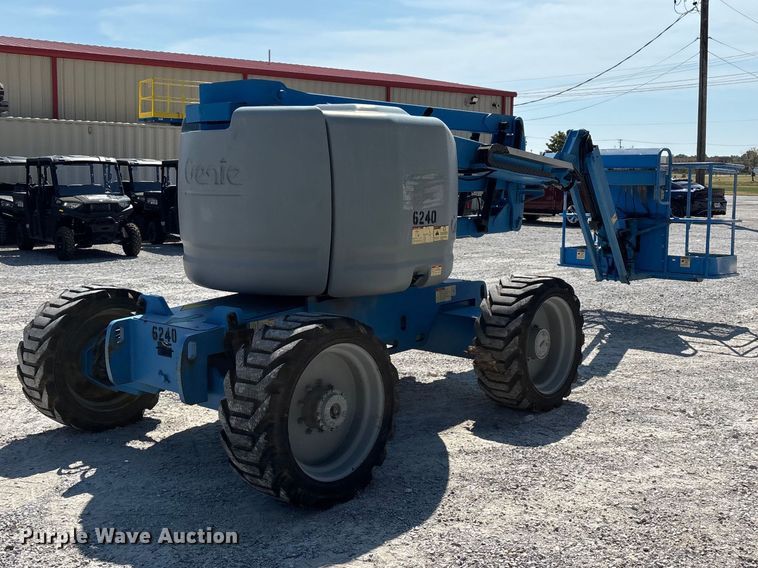 image for item EO4499 2011 Genie Z-45/25J boom lift