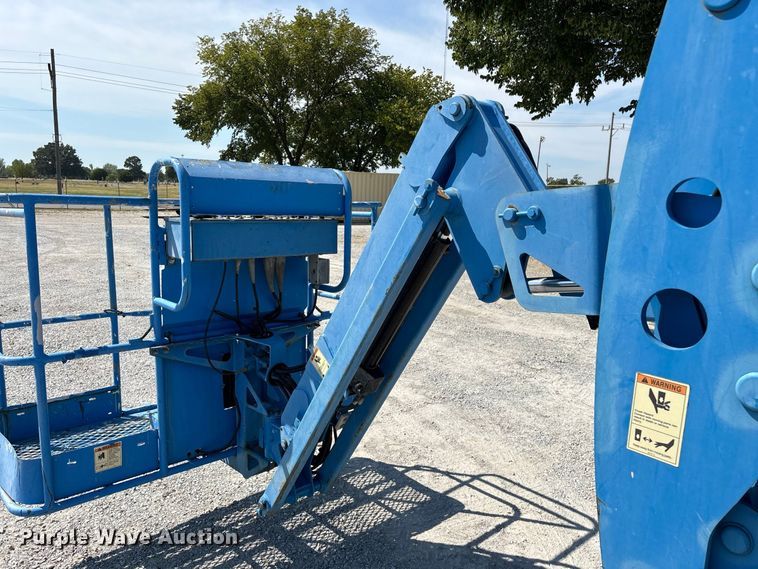 image for item EO4499 2011 Genie Z-45/25J boom lift