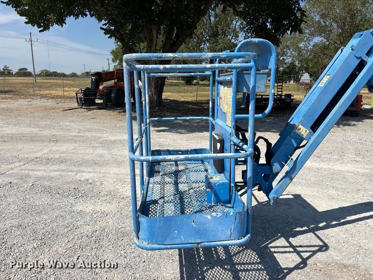 image for item EO4499 2011 Genie Z-45/25J boom lift