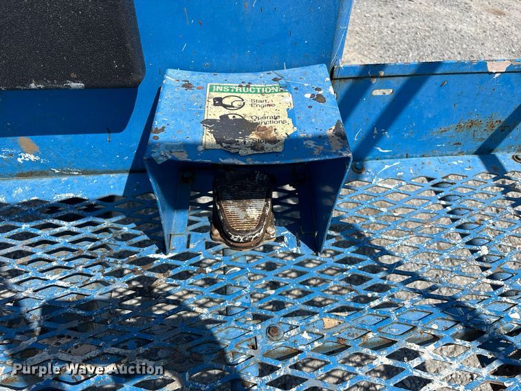 image for item EO4499 2011 Genie Z-45/25J boom lift