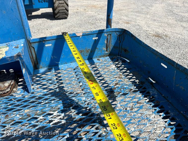 image for item EO4499 2011 Genie Z-45/25J boom lift