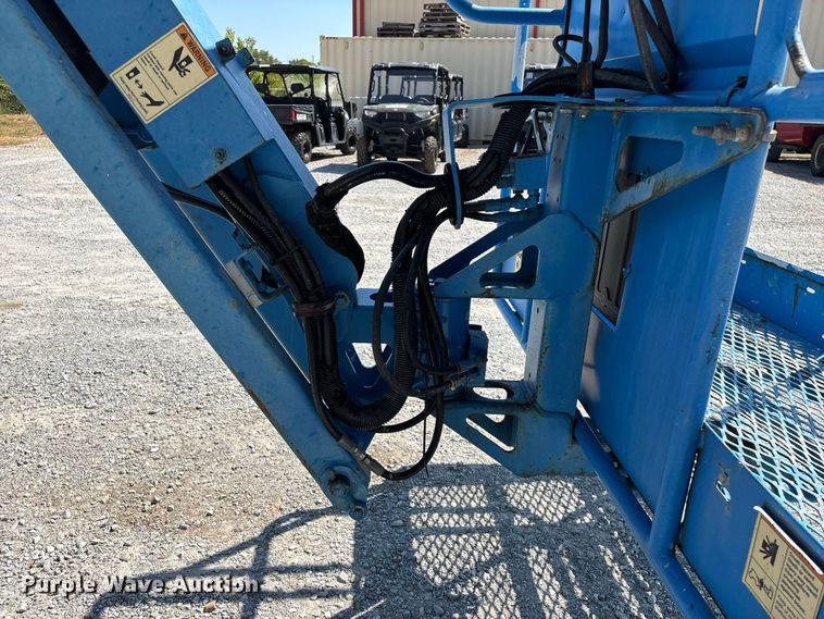 image for item EO4499 2011 Genie Z-45/25J boom lift