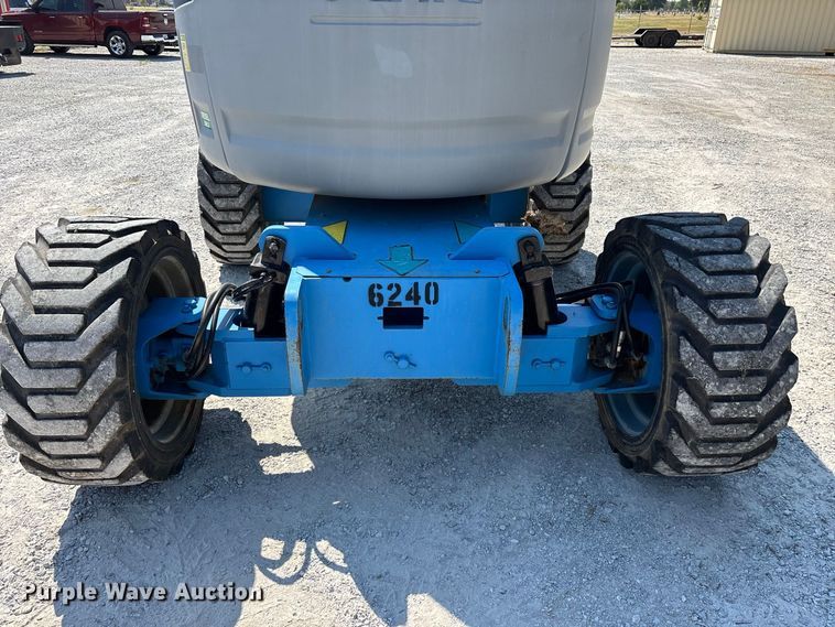 image for item EO4499 2011 Genie Z-45/25J boom lift