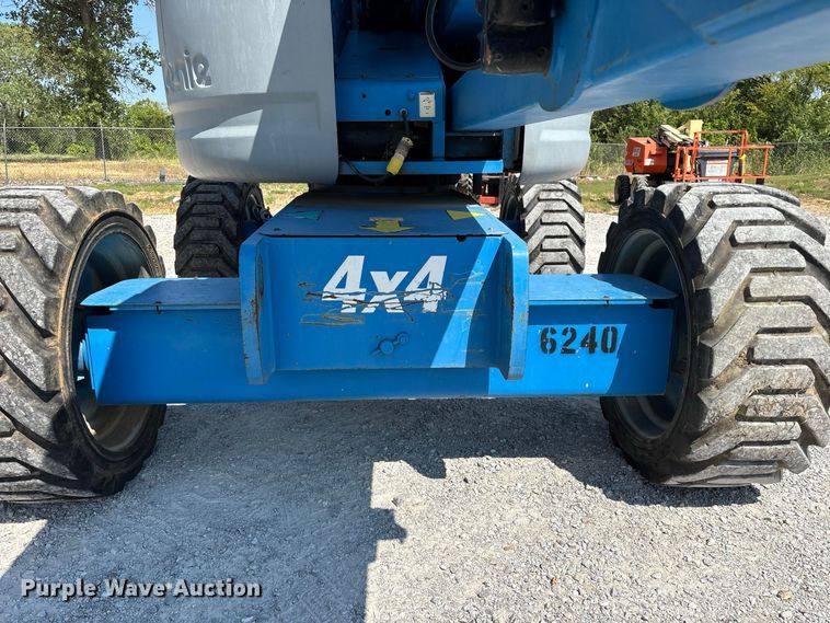 image for item EO4499 2011 Genie Z-45/25J boom lift