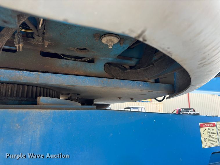 image for item EO4499 2011 Genie Z-45/25J boom lift