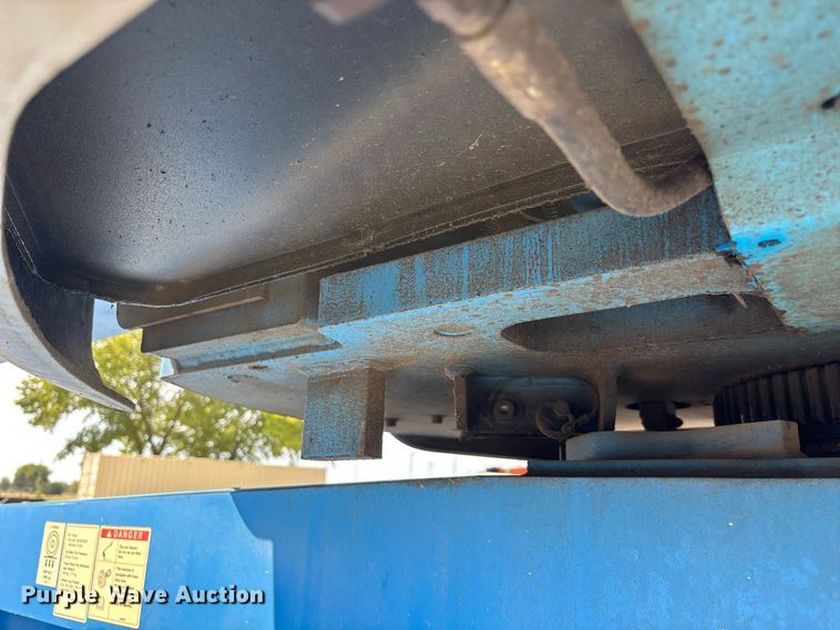 image for item EO4499 2011 Genie Z-45/25J boom lift