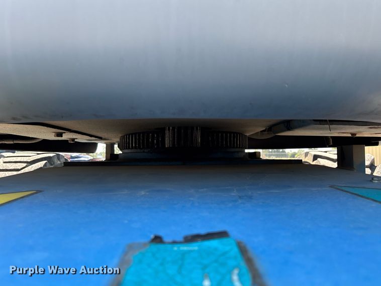 image for item EO4499 2011 Genie Z-45/25J boom lift