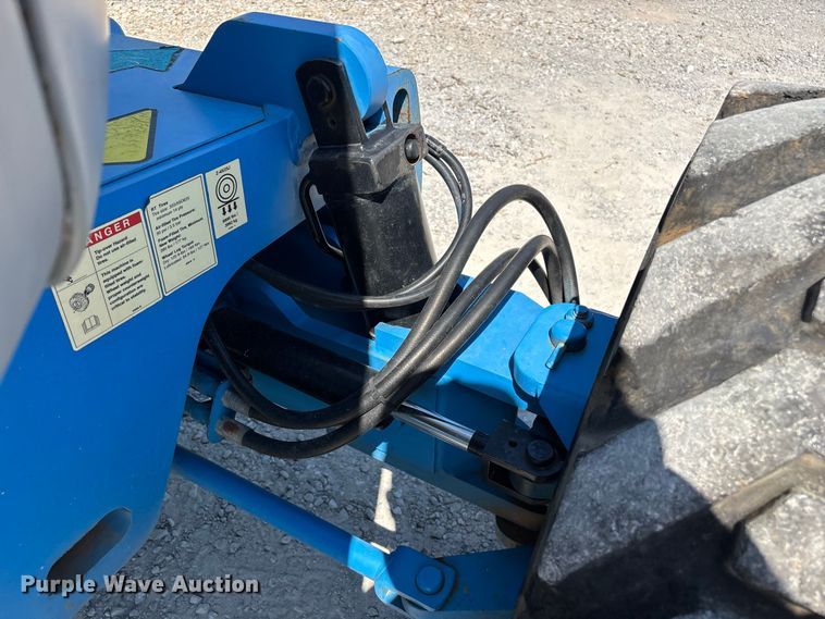 image for item EO4499 2011 Genie Z-45/25J boom lift