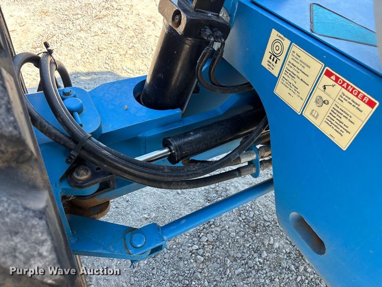 image for item EO4499 2011 Genie Z-45/25J boom lift