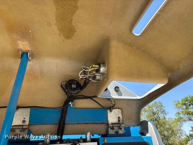 image for item EO4499 2011 Genie Z-45/25J boom lift