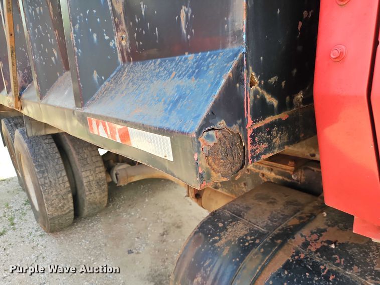 image for item EO7357 1974 Ford L9000 dump truck
